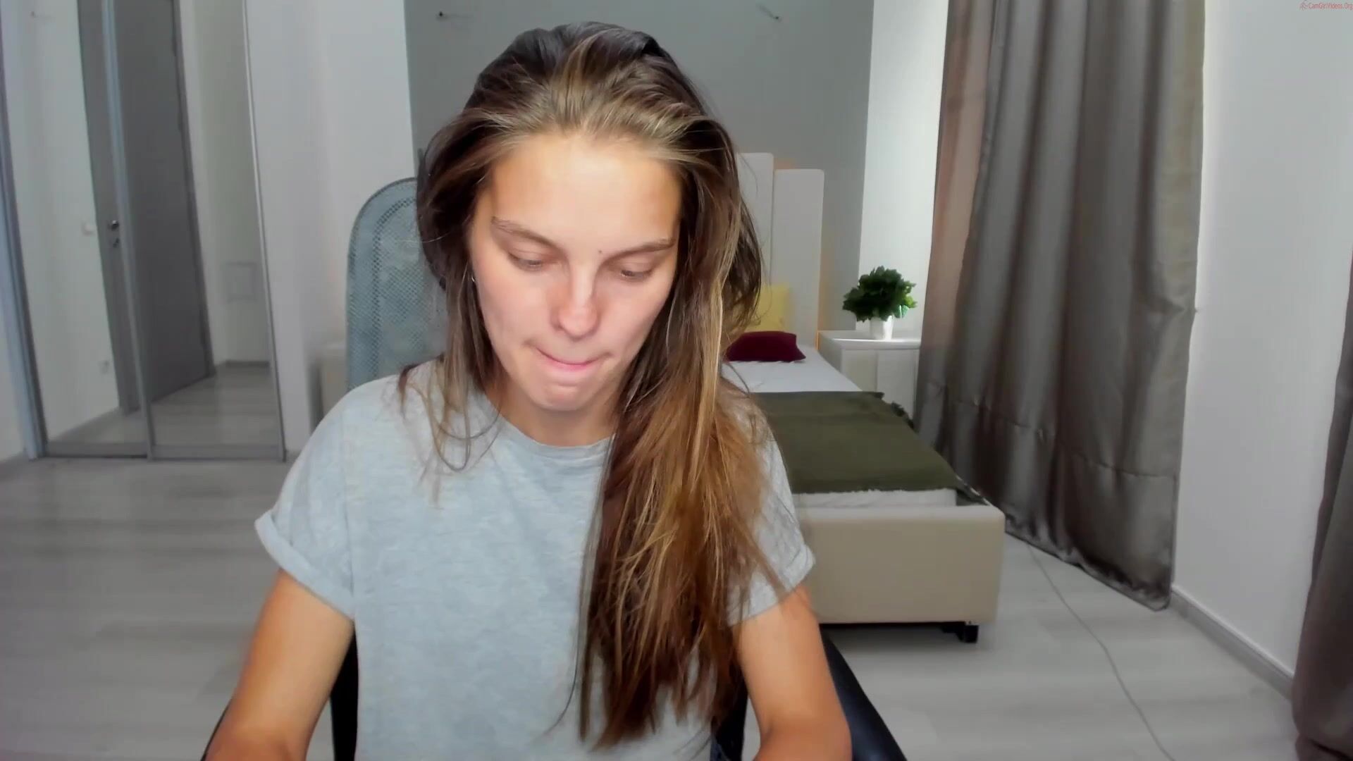Angela_boom
